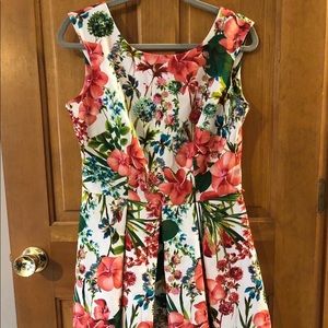 Business professional dress- colorful & fun